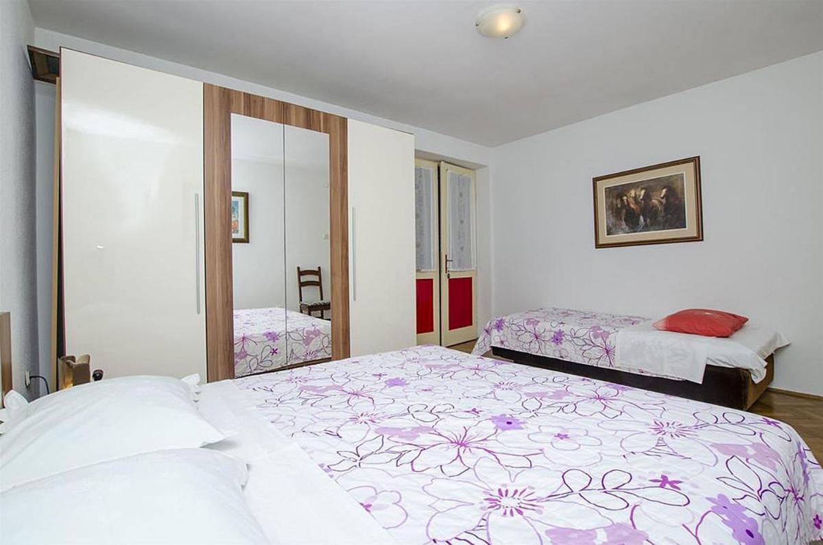 Apartments By The Sea Baska Voda, Makarska - 12714 Kültér fotó